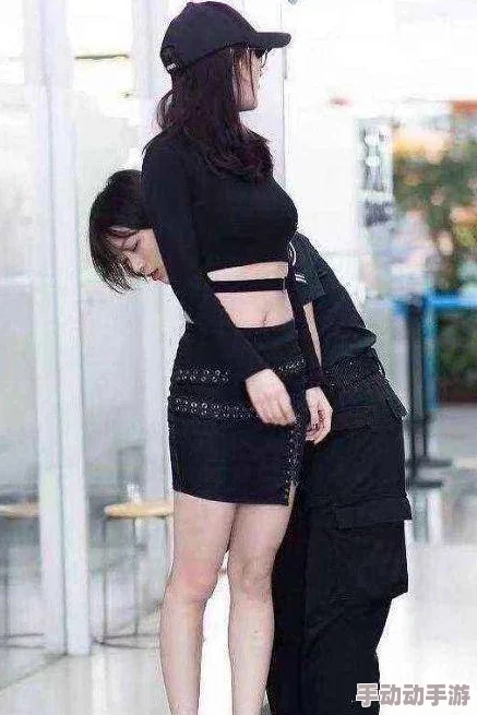 女明星做爰呻吟泄露，网友热议事件真相与隐私保护，引发对娱乐圈道德底线的广泛讨论