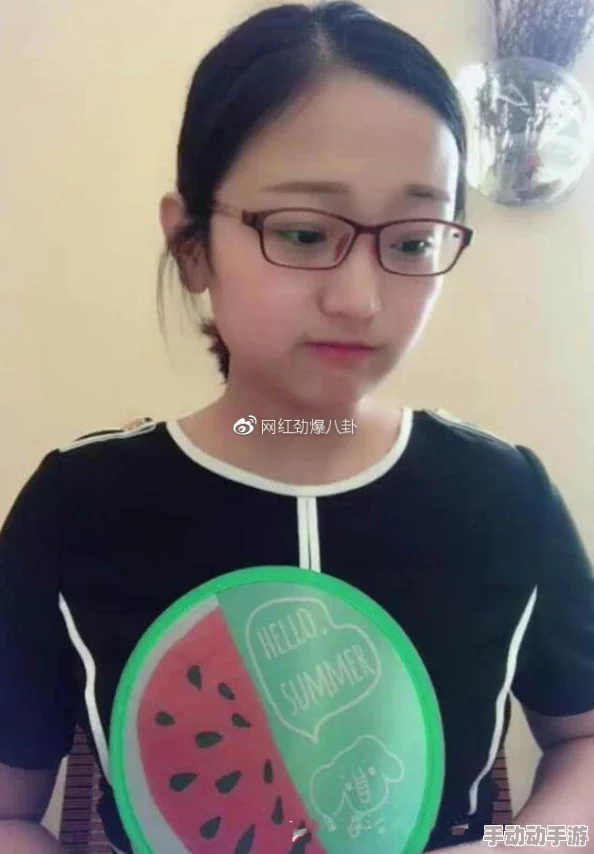 网曝门女尤吃瓜17c，真相到底是什么？大家都在热议，期待后续发展！