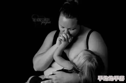 在乳香四溢的梦境中，探索那段充满裕望与温情的奶水故事