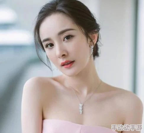 杨幂三极国产在线播放，真是让人期待的作品，希望能看到更多精彩内容！