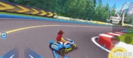 QQ飞车手游中停滞漂移与侧身漂移详解：定义、区别及运用技巧