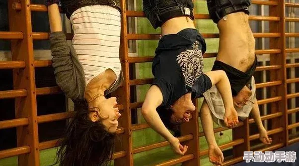 娇淫青春之放纵h 这部作品充满了青春的激情与放纵的欲望，情节紧凑引人入胜，让人忍不住想要一口气看完。