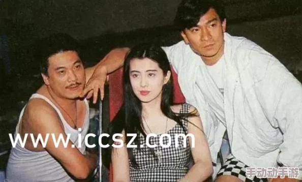 制服 a v 丝袜第7页 网友评价：这页的内容真是让人眼前一亮，角色扮演和细节处理都很到位，值得一看！