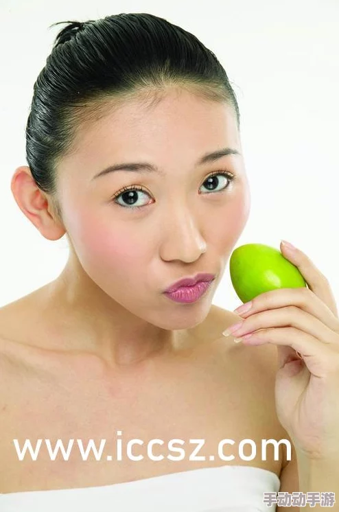 18美女的隐私视频网站是一个汇聚了众多美丽女性俬密视频的平台，网友们纷纷推荐这里的内容丰富且质量上乘。