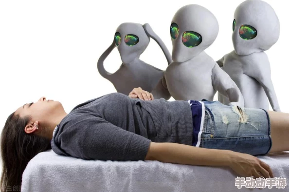 男人女人无遮掩免费视频那个外星人