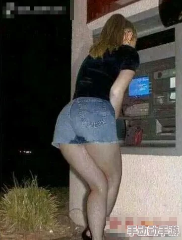 美女张开双腿露出尿口扒开来摸唐朝探案录