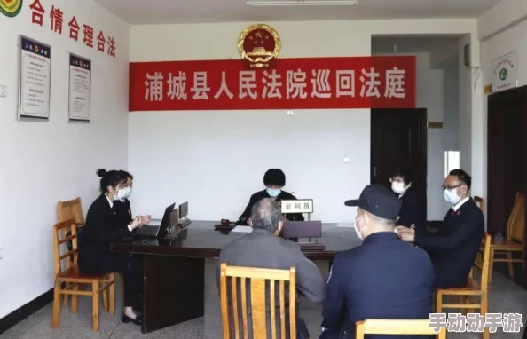 看女友被几个老伯玩这是一种令人不安的场景描述，可能涉及不当行为或情感伤害