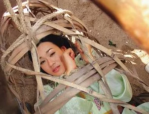 日本捆绑羞辱啁教免费视频老鼠嫁女