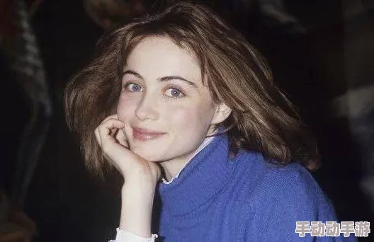艾曼纽2000：艾曼纽与爱的艺术祝你生活美满幸福甜蜜