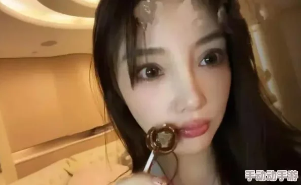 宝宝我给你扣吧这句网络流行语源于某位网红主播在直播中对粉丝的亲昵称呼及互动方式