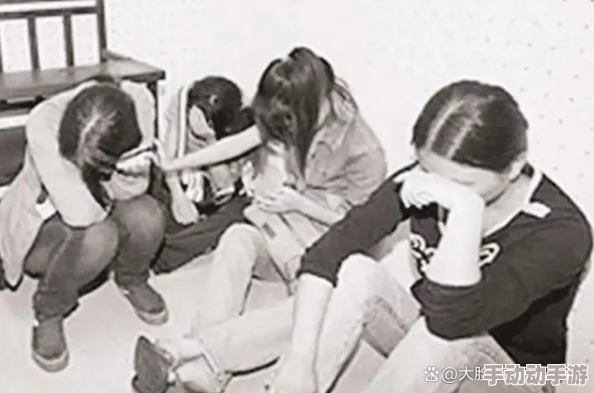 一女子被十二人抽插最后的旅程