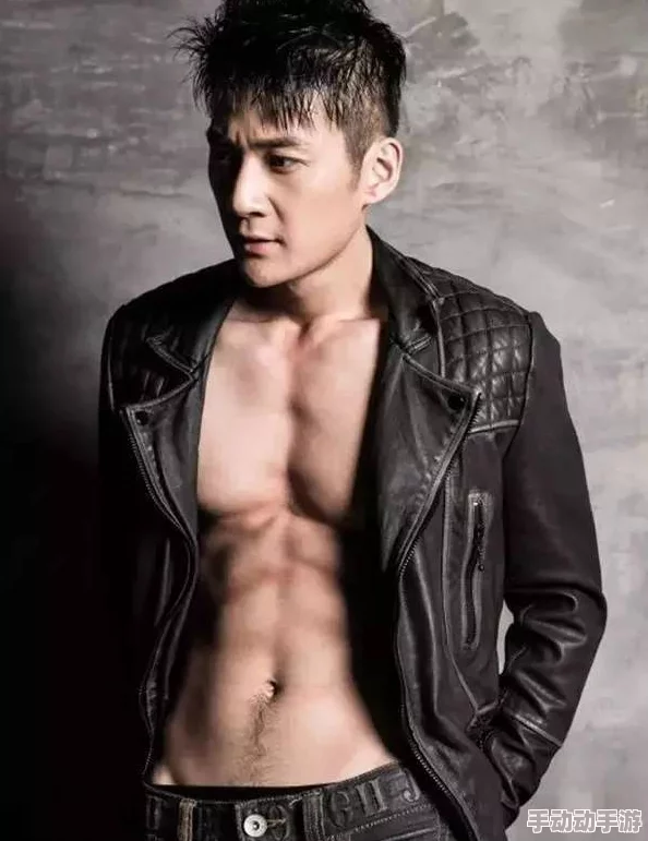 蓝男色gay裸男china变身吉妹勇敢追梦绽放自我每一步都值得珍惜与努力