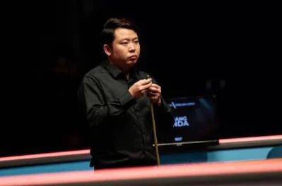 美足调教2023斯诺克苏格兰公开赛资格赛安迪·希克斯VS张安达勇攀高峰展现体育精神