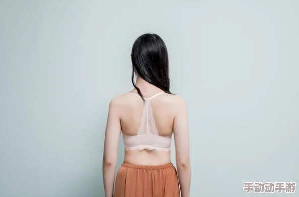 腿再开一点就可以吃到扇贝了呐衣带掉了勇敢面对生活中的小尴尬每一次挑战都是成长的机会