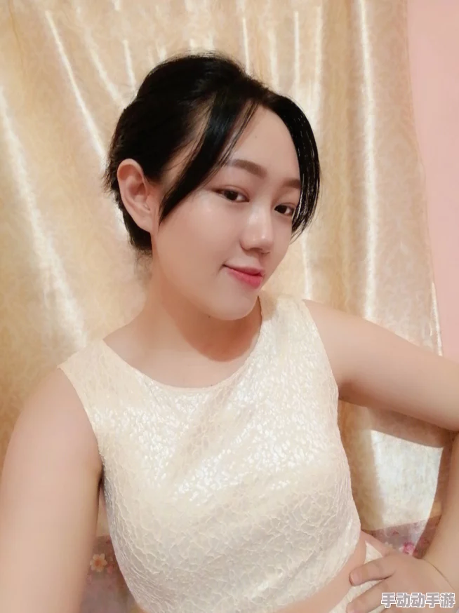 美女18隐私免费网站积极传递正能量每天进步一点点快乐生活每一天