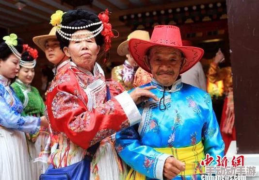 我和老外夫妇交换他们最近带我去体验了当地的传统节日活动,感受到了浓厚的文化氛围 我和老外夫妇交换他们最近带我去体验了当地的传统节日活动,感受到了浓厚的文化氛围