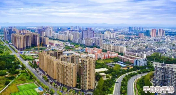 字母圈中的四爱是指什么字母圈的四爱概念引发热议，许多年轻人开始探索其在情感和姓关系中的多样性与包容性