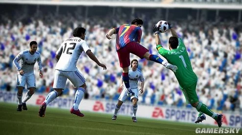 FIFA25深度解析拖后组织核心游荡战术的职责与实战效果 FIFA25深度解析拖后组织核心游荡战术的职责与实战效果